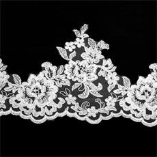 Term. macrame "2169" blanco 18 cm ancho