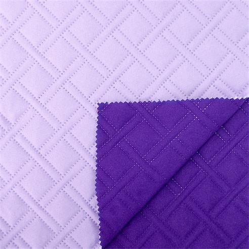 Tela acolchada col. lila/morado 2,50 ancho 2